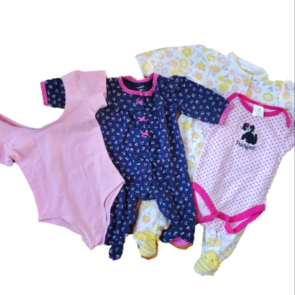 Bundle of 3-6 mo clothing